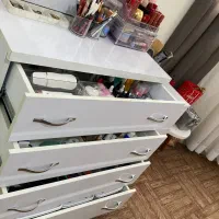 میز ۴ کشو با آینه ریلی در حد نو|جاکفشی، کمد، دراور|ساری, |دیوار