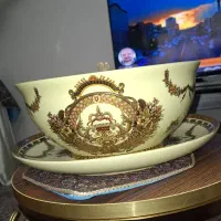 کاسه بشقاب رو میزی