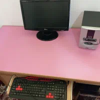 رایانه و میز رایانه