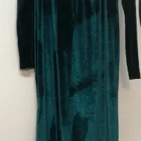 چند دست لباس مجلسی|لباس|رشت, معلم|دیوار