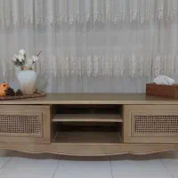 میز تلویزیون تمام چوب کاملا سالم *فروش فوری*