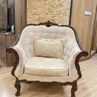 سرویس مبلمان ۷ نفره و میز ناهار خوری ۸ نفره