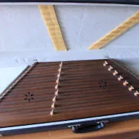 سنتور قدیمی علی بهمنی|سازهای سنتی|کرج, فاز ۳ گوهردشت|دیوار