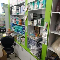 ویترین داروخانه ولوازم پزشکی