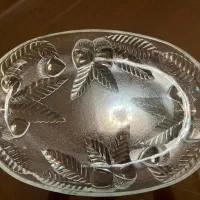 دیس شیشه ای قدیمی|کلکسیون اشیاء عتیقه|رشت, صفاری|دیوار