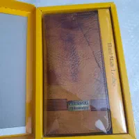 کیف پول نو با جعبه