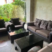 مبلچرمی راحتی ۷نفره|مبلمان خانگی و میز عسلی|محمودآباد, |دیوار