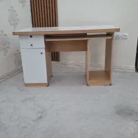 میز کامپیوتر