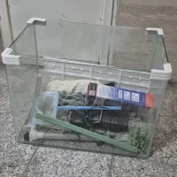 آکواریوم با وسایل