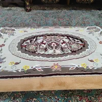 پشتی طرح گل برجسته