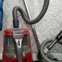 جاروبرقی۸۰۰