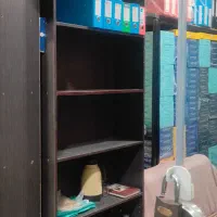 کتابخانه هفت طبقه تمیز