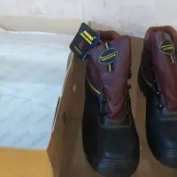 کفش ایمنی پاتن کاملا نو نو ،ساق بلند