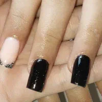 به ده مدل کاشت و ترمیم ناخن|خدمات آرایشگری و زیبایی|رشت, جماران|دیوار