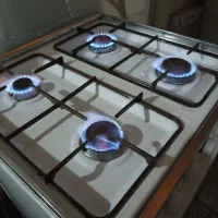 سلام گاز ۴ شعله همراه با فر