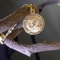 مدال طلا سکه ملکه ویکتوریا کلکسیونی سه مهر