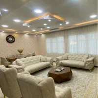 مبل و میز ناهارخوری ست