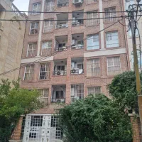 اپارتمان در پاسداران ۴۴