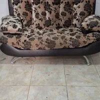 مبل هفت نفره گل دار|مبلمان خانگی و میز عسلی|بوشهر, |دیوار