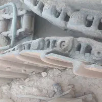 دو رشته زنجیر بلدوزر۱۵۵|ماشین‌آلات صنعتی|دلیجان, |دیوار
