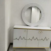 تعدادی وسایل خانه به دلیل مهاجرت|مبلمان خانگی و میز عسلی|شهریار, شهرک وائین|دیوار