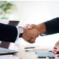 نیازمند وام گیرنده