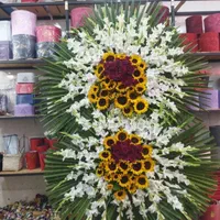 پایه گل ترحیم، گلکاری دور سنگ مزار|گل و گیاه طبیعی|قم, آزادگان|دیوار