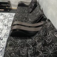 مبل هفت نفره چرمی کاملا سالم