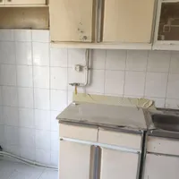 کابینت فلزی قدیمی جنس اش خیلی محکمه