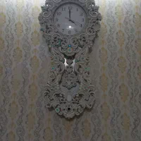 ساعت دیواری کاملا سالم