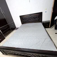 تخت دونفره چوبی