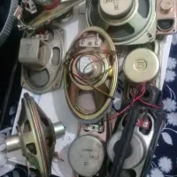 تعدادی بلندگوی ضبط وتلویویزن و آنتن برقی بفروش میر|صوتی و تصویری|مرند, |دیوار