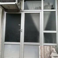 درب المینیومی و تخت دو نفره میز توالت