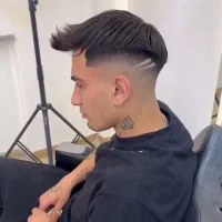 آرایشگاه مردانه/گریم داماد/فیشیال/فر ۶ ماهه