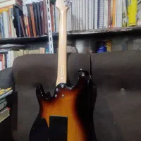 گیتار الکتریک|گیتار، بیس، امپلیفایر|تبریز, |دیوار
