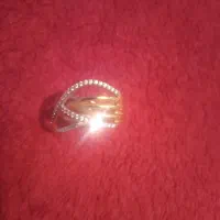 گوشواره طلا پیدا کردم