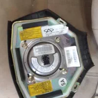 کلیه لوازم استوک و نو ام وی ام ۱۱۰ و لاکچری|قطعات یدکی و لوازم جانبی|اصفهان, خواجو|دیوار