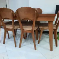 میز نهارخوری ۶ نفره   در حد نو     برندpaino