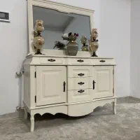 آینه کنسول در حد جهیزیه