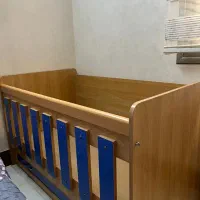 تخت کودک حفاظ دار سالم و بدون عیب