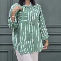 فروش انواع پوشاک به صورت عمده و تک