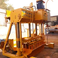 گارانتی ۱۸ماه بدون قیدوشرط دستگاه بلوک زن|ماشین‌آلات صنعتی|اصفهان, باغ فدک|دیوار