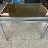 میز پذیرایی با پایه استیل