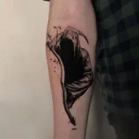 اجرای تتو بدن