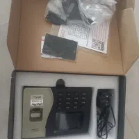 دستگاه حضور وغیاب با اثر انگشت