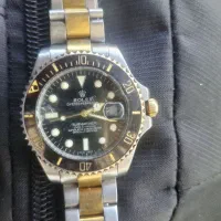 ساعت رولکس درحد نو فقط یکم شیشه اش شکسته