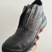 کفش ایمنی و کار