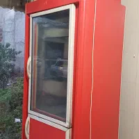 یخچال ویترین دار و دستگاه مرغ خرد کن