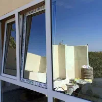 نصب و رگلاژ درب و پنجره های UPVC و آلومینیومی