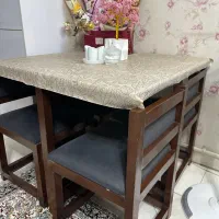 میز غذاخوری کم جا